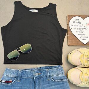 BEAUTIFUL CROP TOP